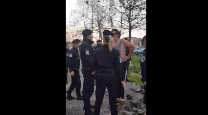 Službenici Policije i Komunalne policije ugrozili zdravlje građana na Zabjelu Službenici Policije i Komunalne policije ugrozili zdravlje građana na Zabjelu